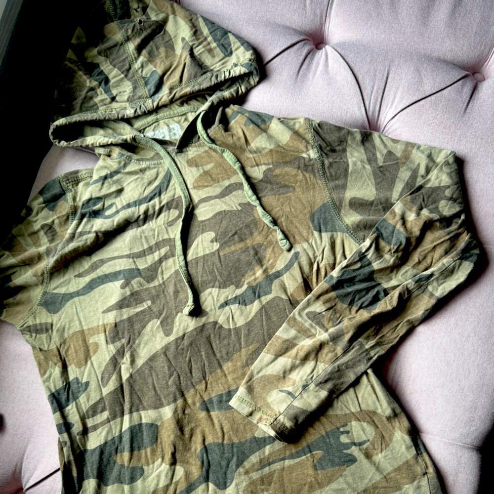 Light Camo Hooded Shirt